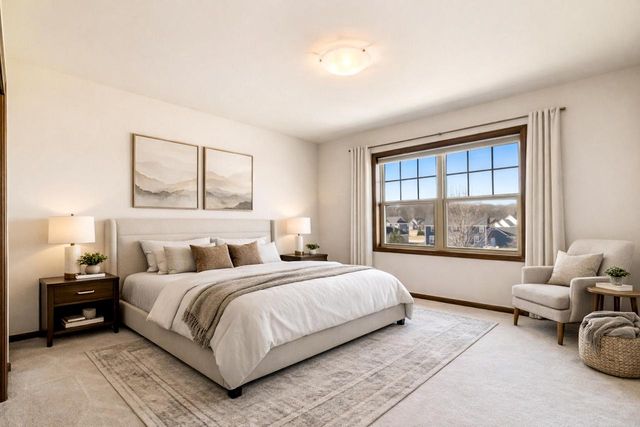 W79N417 Ridgeway LANE, Cedarburg, WI 53012