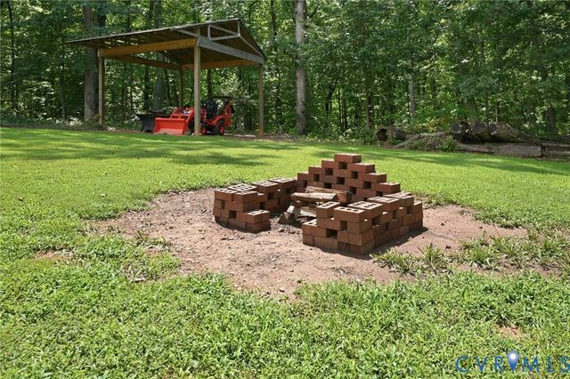 2231 Red Lane Rd, Powhatan, VA 23139