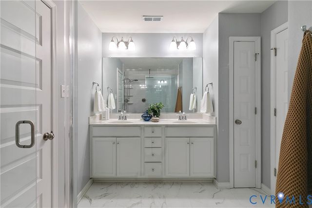 8091 Rutland Village Dr, Hanover, VA 23116