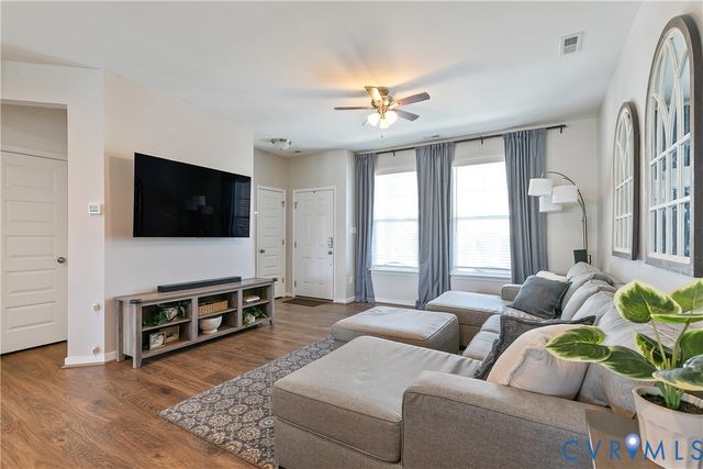 8091 Rutland Village Dr, Hanover, VA 23116