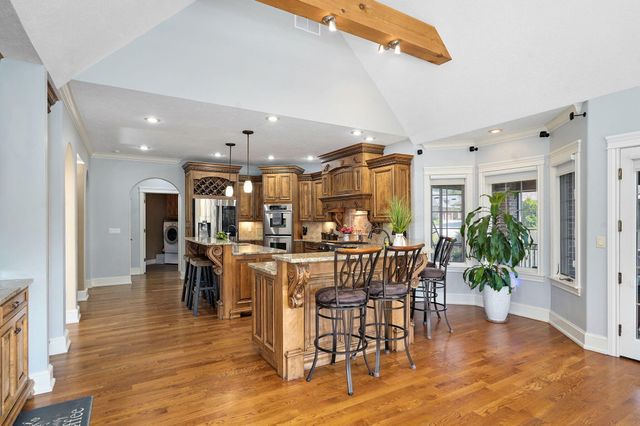 5909 S Brightwater Trail, Springfield, MO 65810