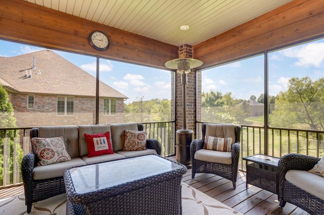 5909 S Brightwater Trail, Springfield, MO 65810