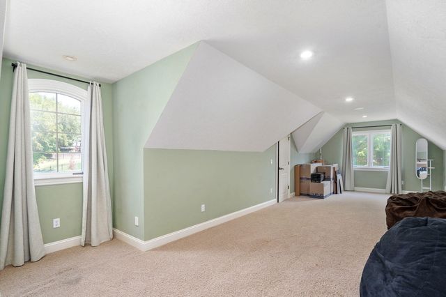 5909 S Brightwater Trail, Springfield, MO 65810