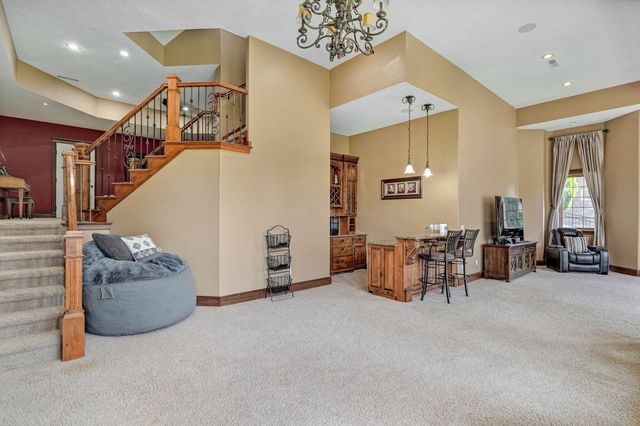 5909 S Brightwater Trail, Springfield, MO 65810