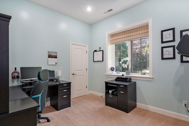 5909 S Brightwater Trail, Springfield, MO 65810