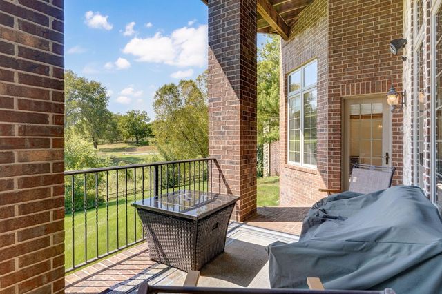 5909 S Brightwater Trail, Springfield, MO 65810