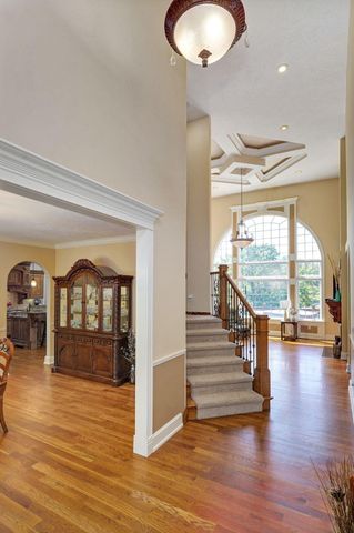 5909 S Brightwater Trail, Springfield, MO 65810