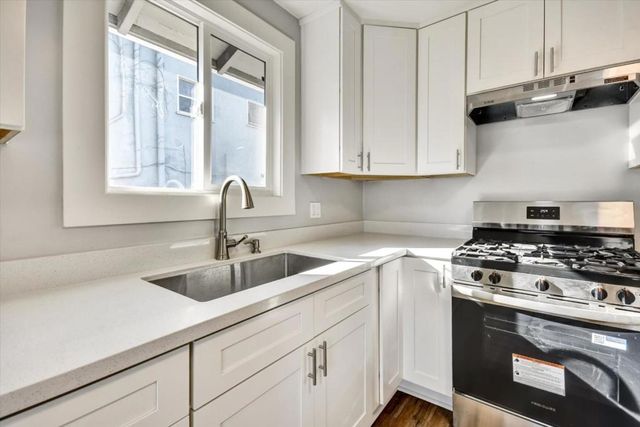 367 College Street, Hollister, CA 95023