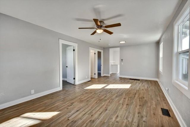 367 College Street, Hollister, CA 95023