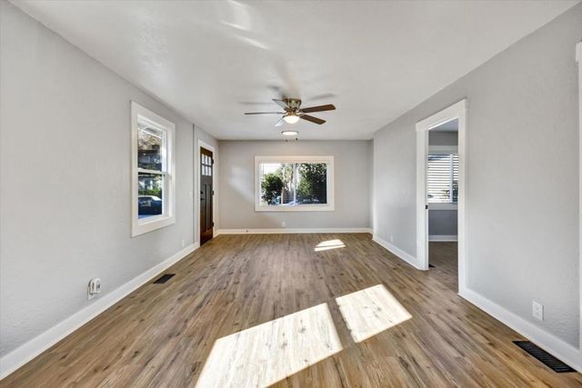 367 College Street, Hollister, CA 95023