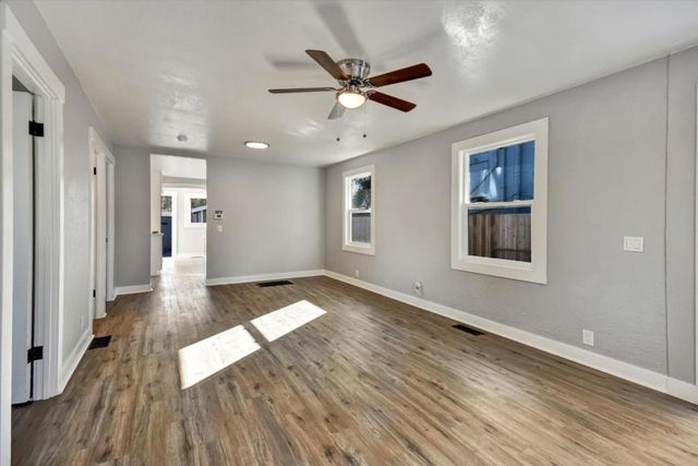 367 College Street, Hollister, CA 95023