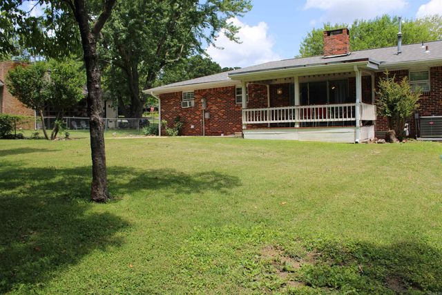 1008 Locust Street, Mountain Home, AR 72653
