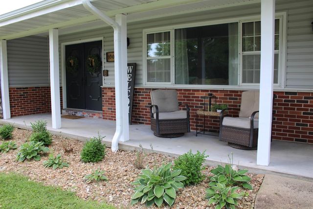 1008 Locust Street, Mountain Home, AR 72653