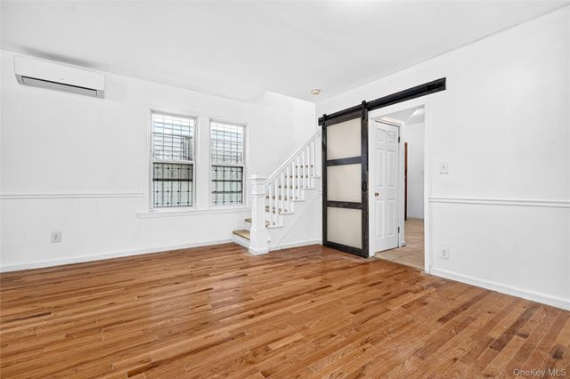 1787 Randall Avenue, Bronx, NY 10473