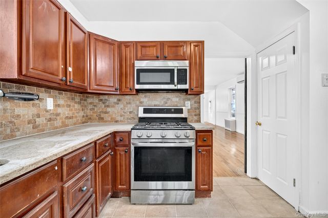 1787 Randall Avenue, Bronx, NY 10473