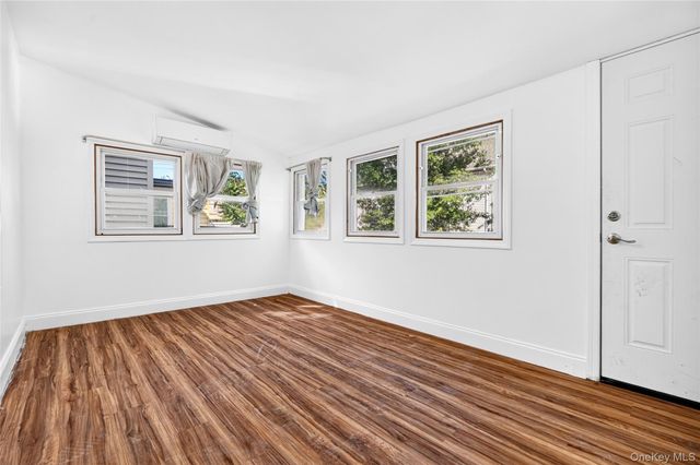 1787 Randall Avenue, Bronx, NY 10473