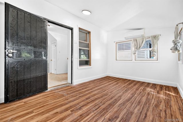 1787 Randall Avenue, Bronx, NY 10473