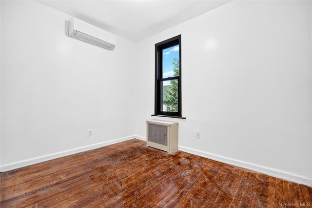 1787 Randall Avenue, Bronx, NY 10473
