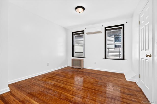 1787 Randall Avenue, Bronx, NY 10473