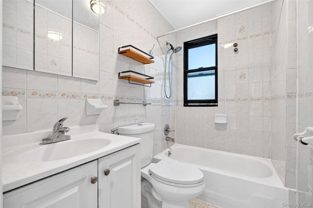 1787 Randall Avenue, Bronx, NY 10473