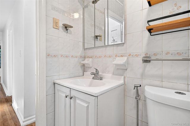1787 Randall Avenue, Bronx, NY 10473