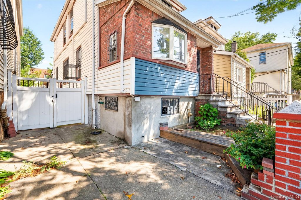 1787 Randall Avenue, Bronx, NY 10473 — photo 4