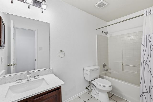 8012 Clear River Lane, Denton, TX 76210