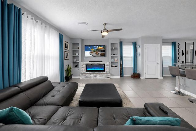 11117 LELAND GROVES DRIVE, Riverview, FL 33579