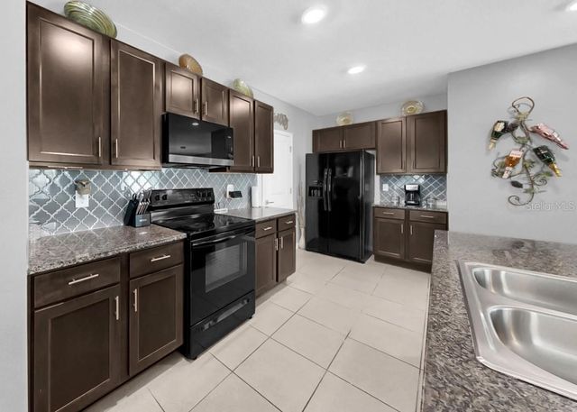 11117 LELAND GROVES DRIVE, Riverview, FL 33579