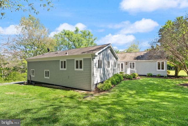 23357 WILDWOOD LN, Middleburg, VA 20117