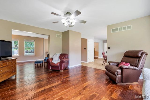 3183 Willow Bend Drive, St Charles, MO 63303