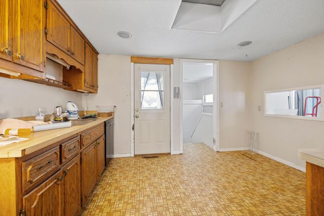 110136 Stanford Circle, Chaska, MN 55318