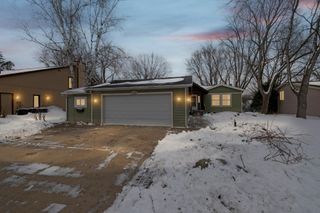 110136 Stanford Circle, Chaska, MN 55318