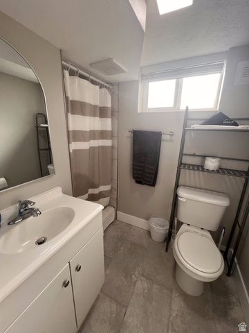 37 W ROBERT AVE, South Salt Lake, UT 84115