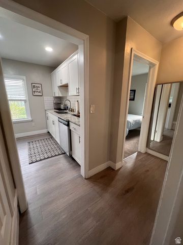 37 W ROBERT AVE, South Salt Lake, UT 84115