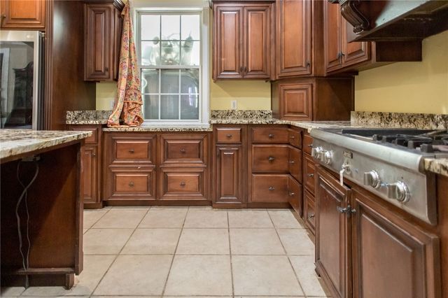 3670 Augusta Springs Drive, Waycross, GA 31503