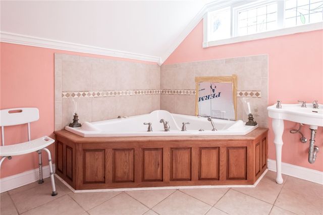 3670 Augusta Springs Drive, Waycross, GA 31503