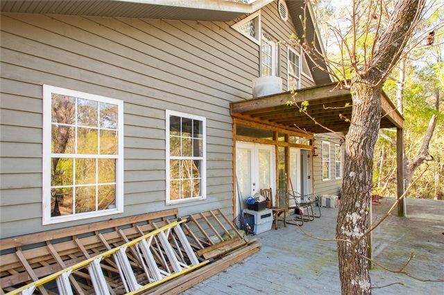 3670 Augusta Springs Drive, Waycross, GA 31503