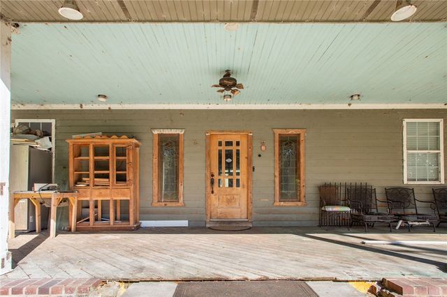 3670 Augusta Springs Drive, Waycross, GA 31503