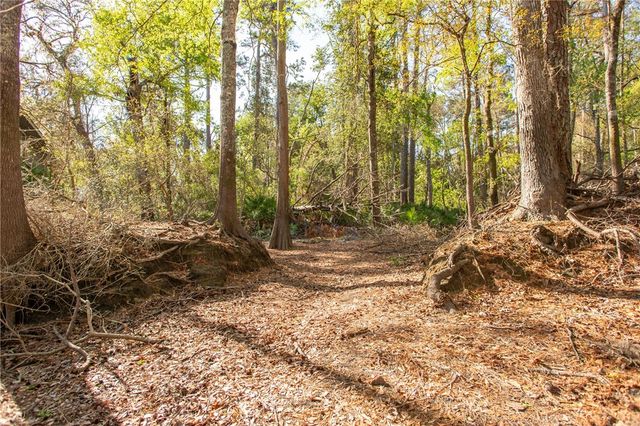 3670 Augusta Springs Drive, Waycross, GA 31503