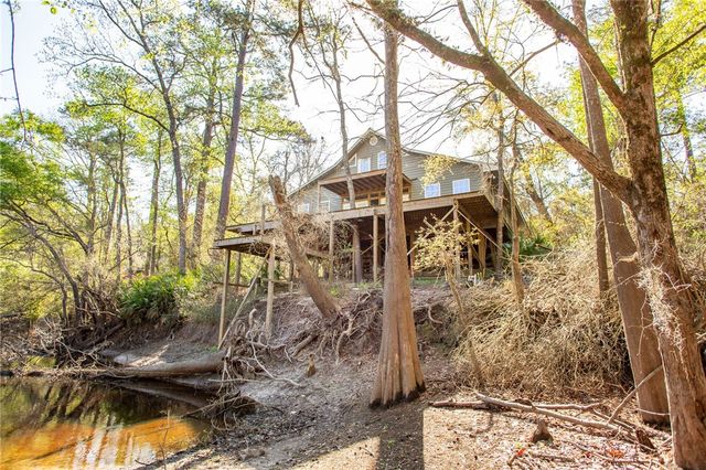 3670 Augusta Springs Drive, Waycross, GA 31503