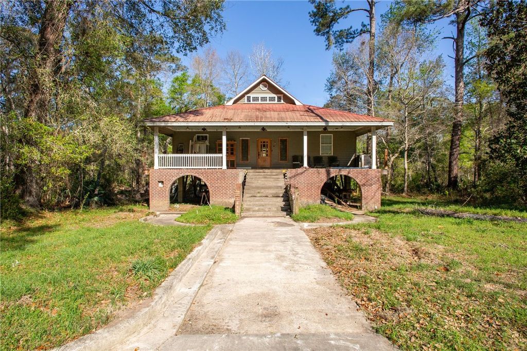 3670 Augusta Springs Drive, Waycross, GA 31503