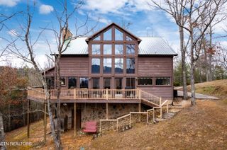 504 Twin Oak Mountain Lane, Townsend, TN 37882