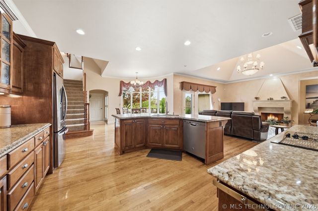 12209 S Ash Avenue, Jenks, OK 74037