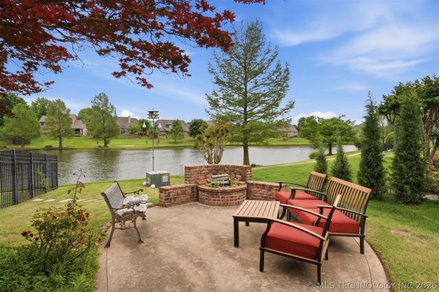 12209 S Ash Avenue, Jenks, OK 74037