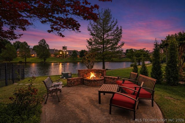 12209 S Ash Avenue, Jenks, OK 74037