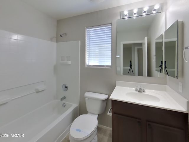 31333 N CAVALIER Drive, San Tan Valley, AZ 85143