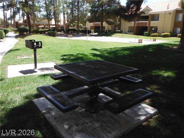 2120 Ramrod Avenue 1924, Henderson, NV 89014