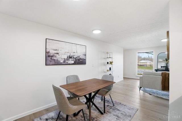 2458 Mustang Drive, Cincinnati, OH 45211