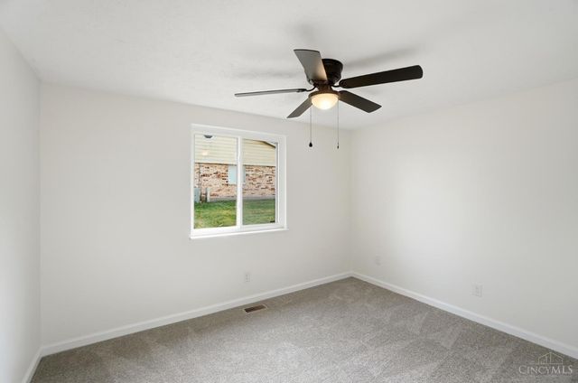 2458 Mustang Drive, Cincinnati, OH 45211